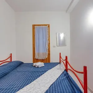  Apartment La Vista Di Italien